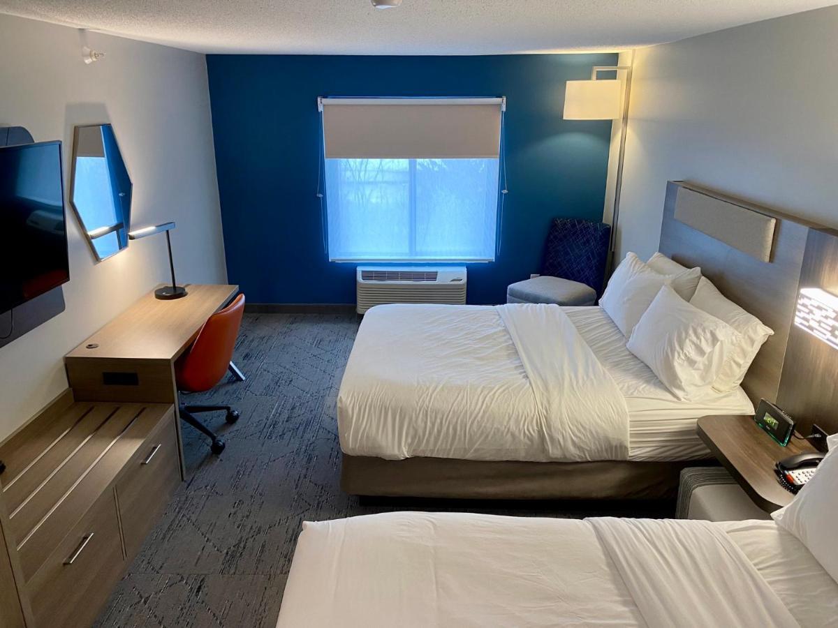 Holiday Inn Express Plymouth By Ihg מראה חיצוני תמונה