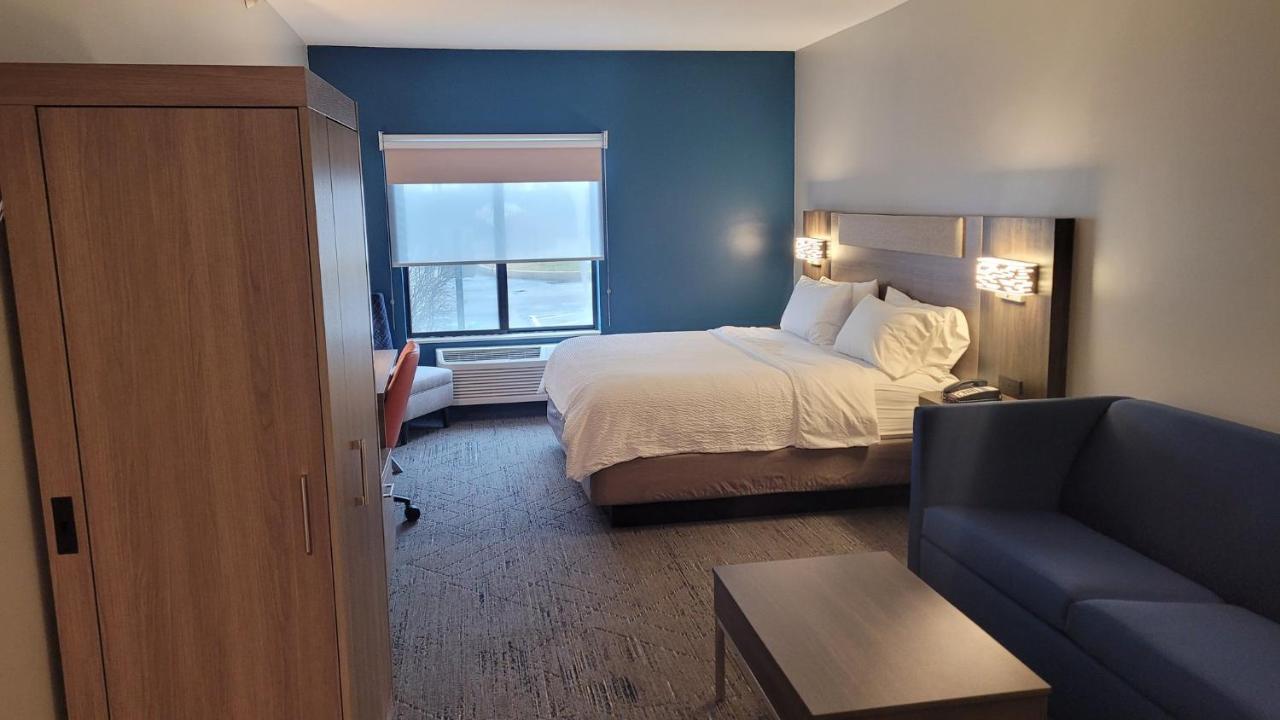 Holiday Inn Express Plymouth By Ihg מראה חיצוני תמונה