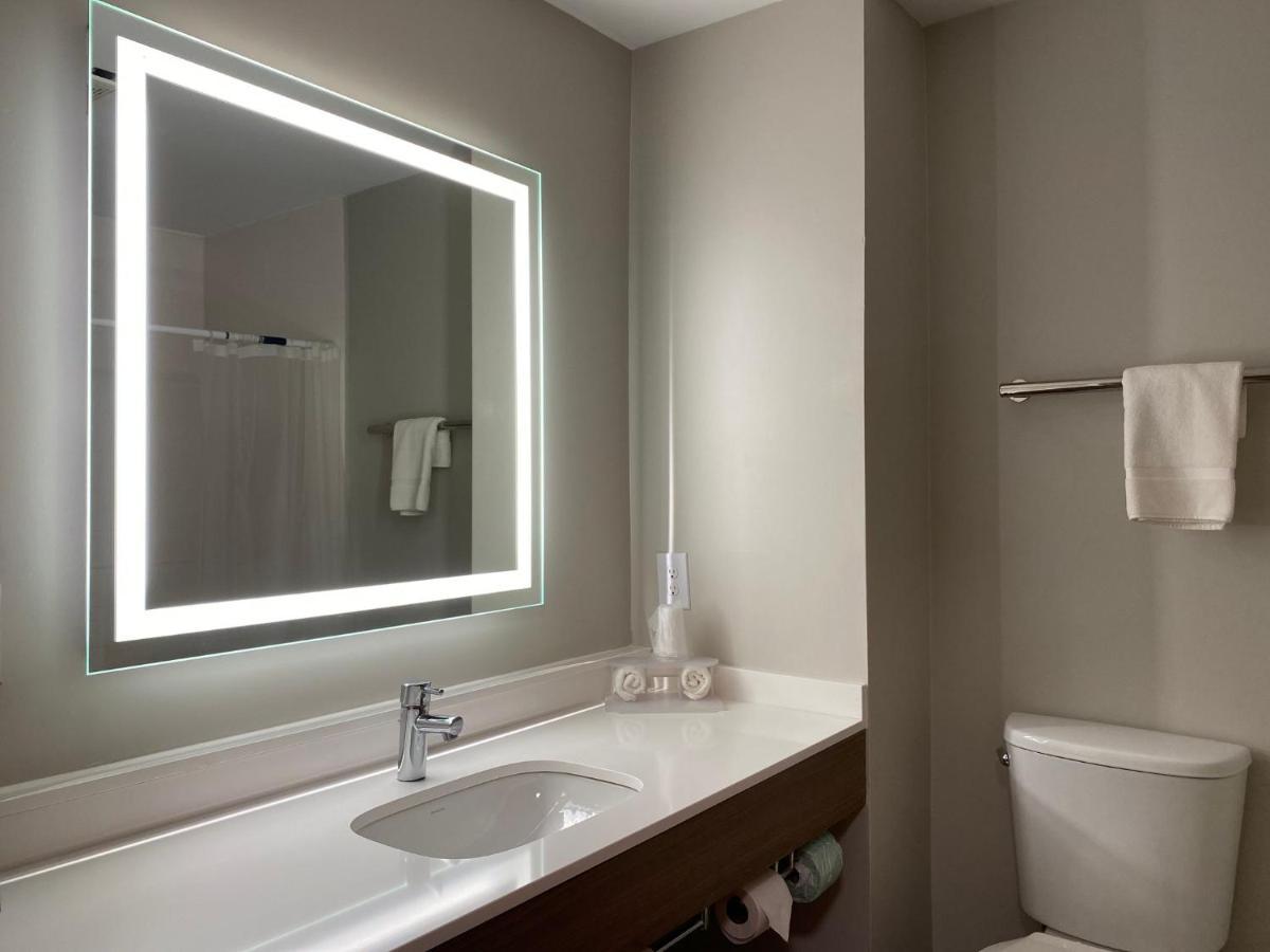 Holiday Inn Express Plymouth By Ihg מראה חיצוני תמונה