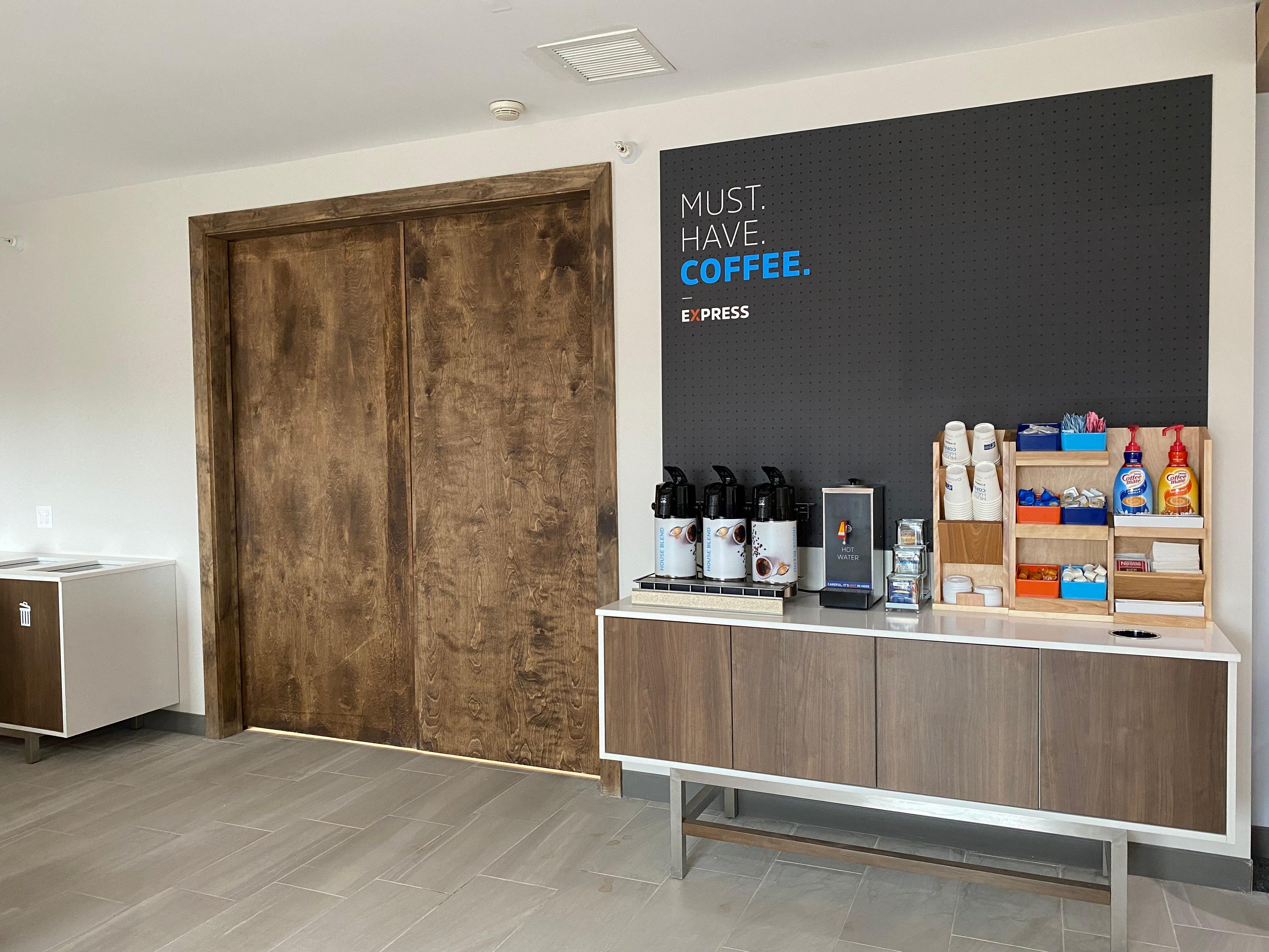 Holiday Inn Express Plymouth By Ihg מראה חיצוני תמונה