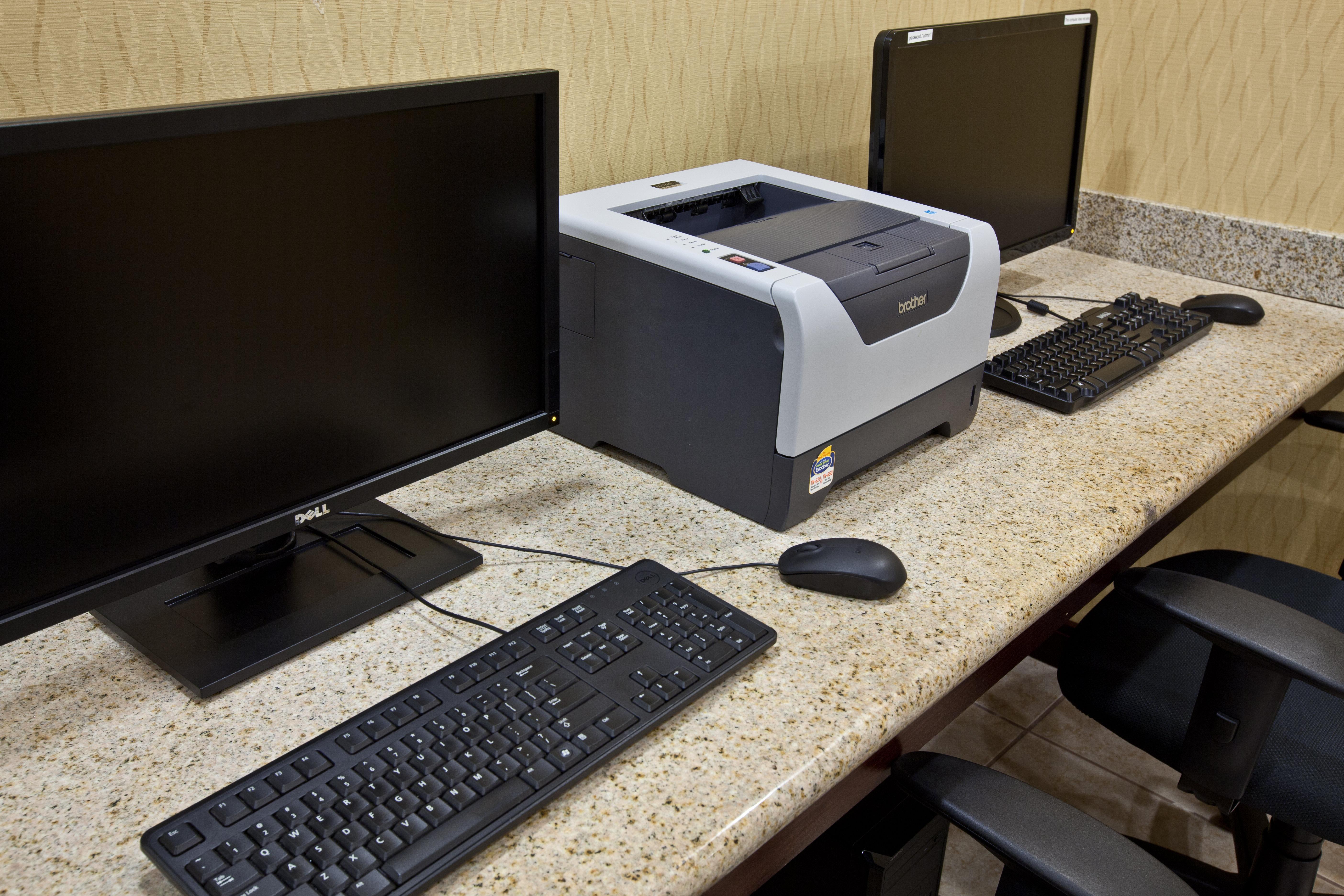 Holiday Inn Express Plymouth By Ihg מראה חיצוני תמונה